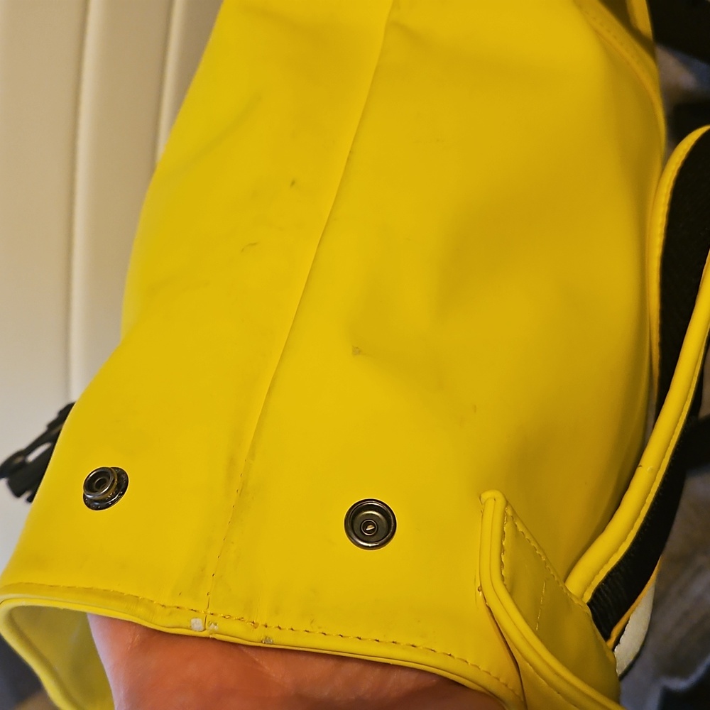 Hunter Medium Backpack - image 4